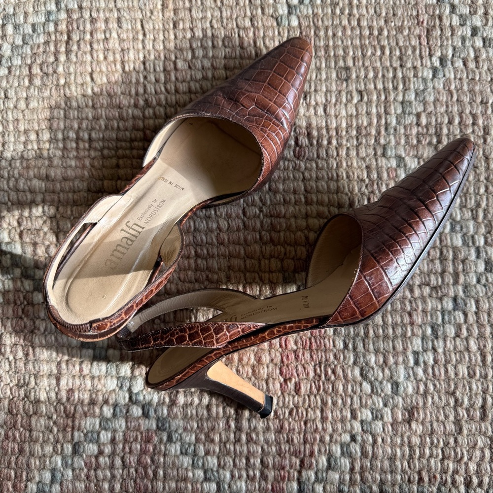 Vintage slingback heels